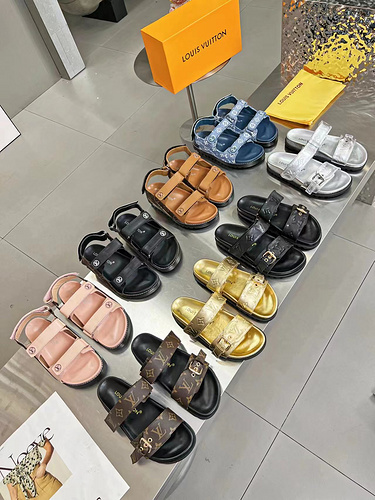 Louis vuitton slippers online 2020